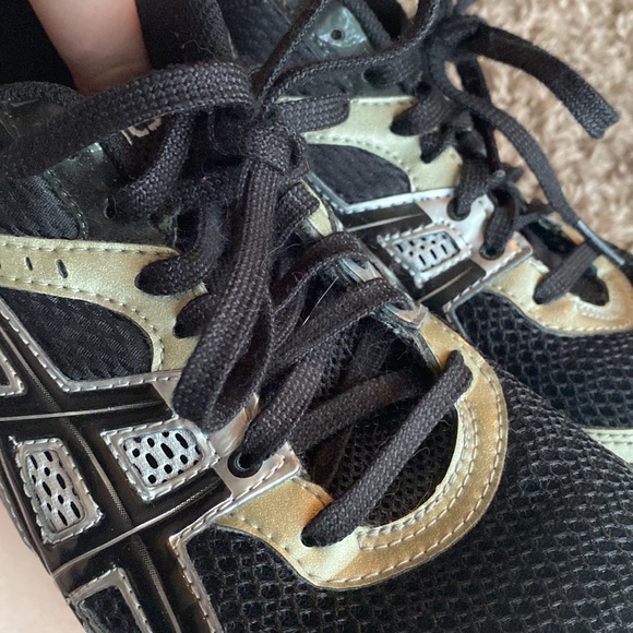 Track shoes - Picture 7 of 7